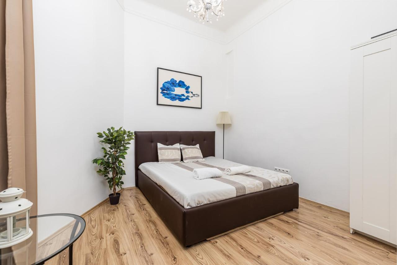 Real Apartments Wesselenyi Budapest Luaran gambar