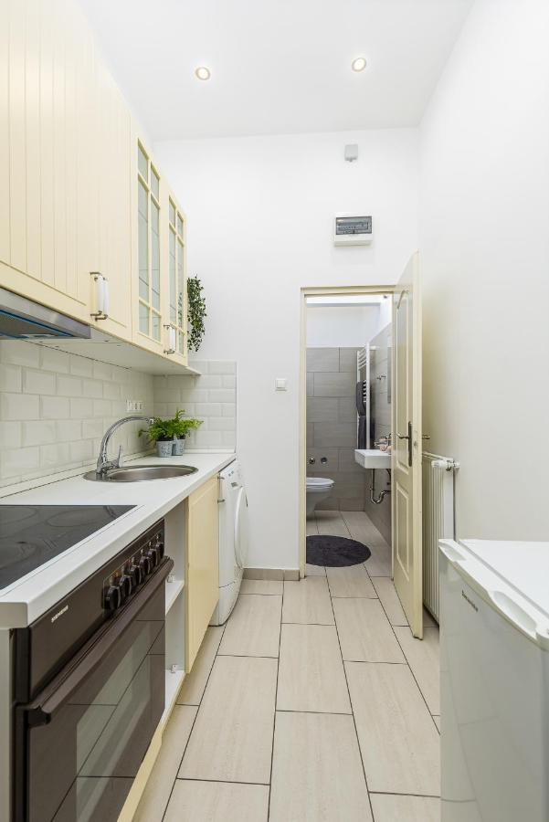 Real Apartments Wesselenyi Budapest Luaran gambar